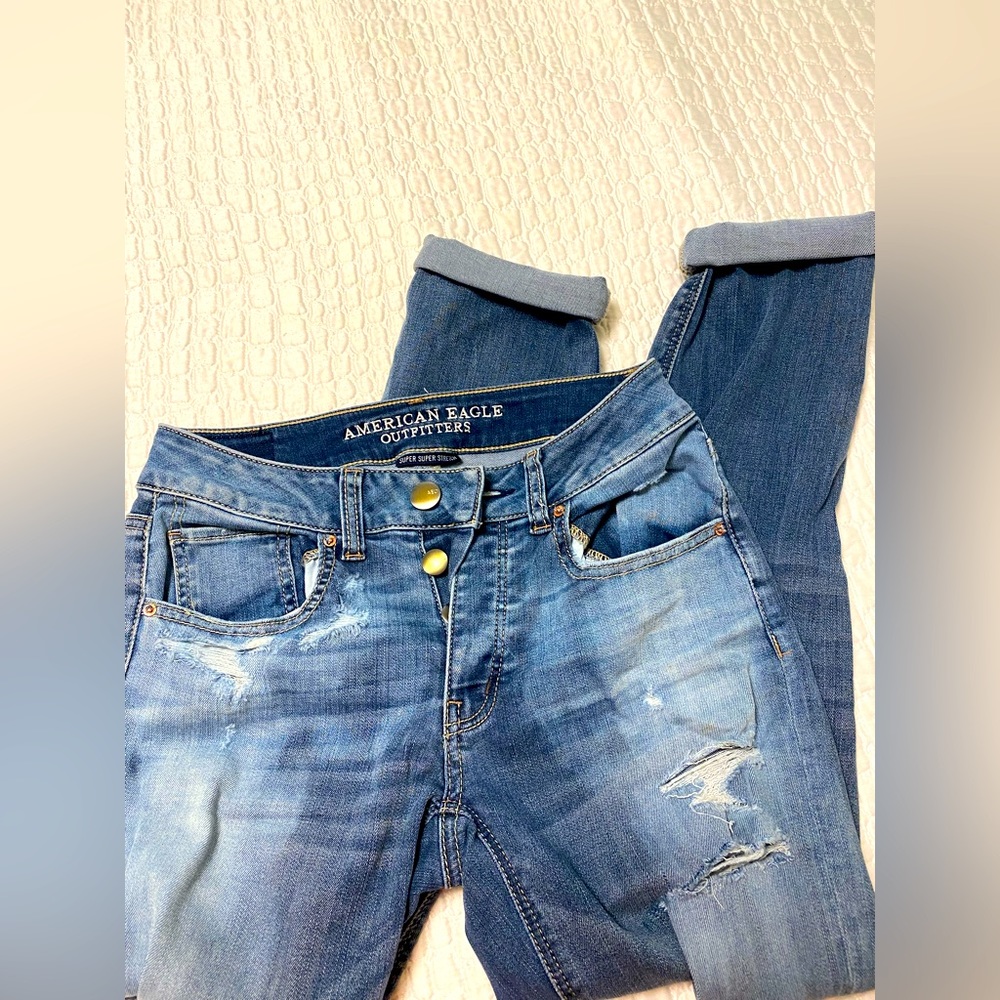 American Eagle Outfitters Super Super Stretch Distressed Jeans